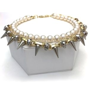 Elegant Pearl and Spike Necklace
